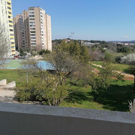 Apartman Petra Pula Exterior foto
